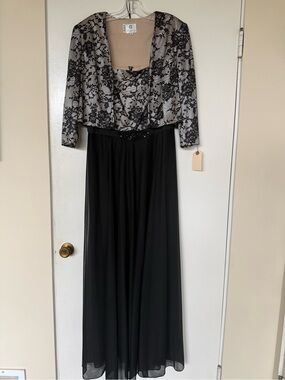 Patra Black Maxi Dress with Beige Lace Bolero